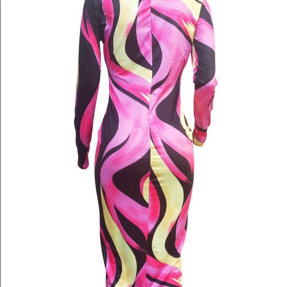 Painted Long Sleeve Dress - Picture 5 of 7